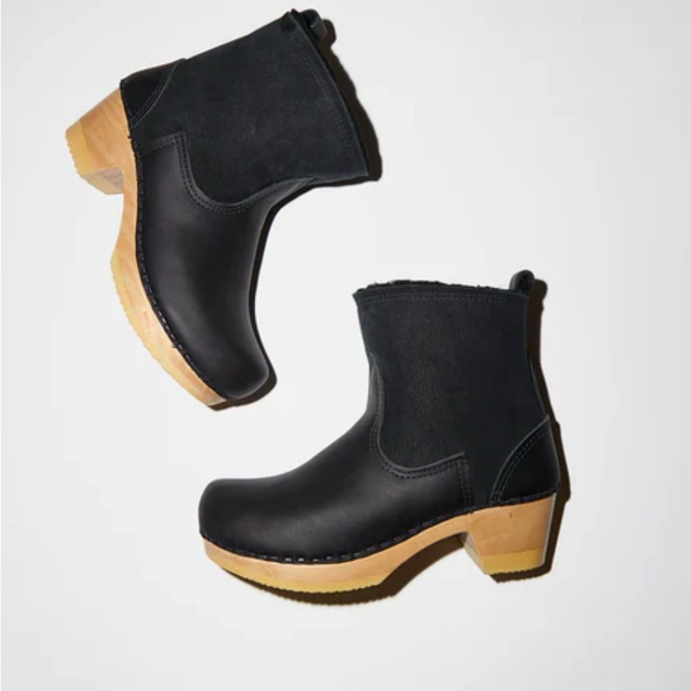 No6 Black Mid Heel Pull on Clog Boot size 39